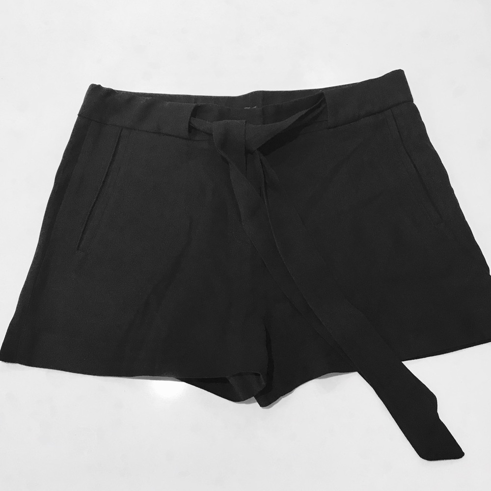 ✨Sale✨Animale Shorts